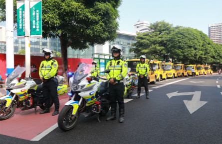 “小黃車”正式上崗