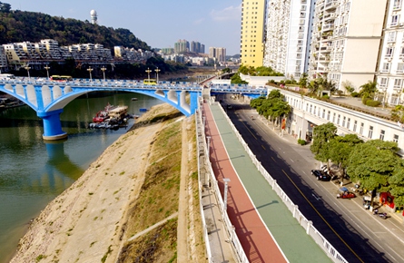 河東防洪堤桂江段步道完工