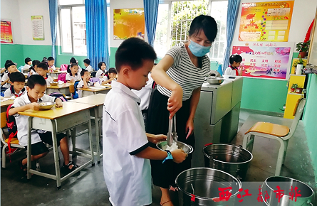 萬秀區(qū)多所小學重新開設(shè)早餐