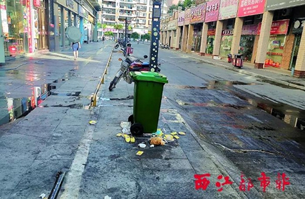 小巷環(huán)境改善 道路依然坑洼