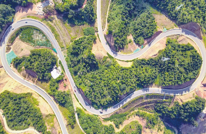 蒙山至金秀公路 全線建成通車